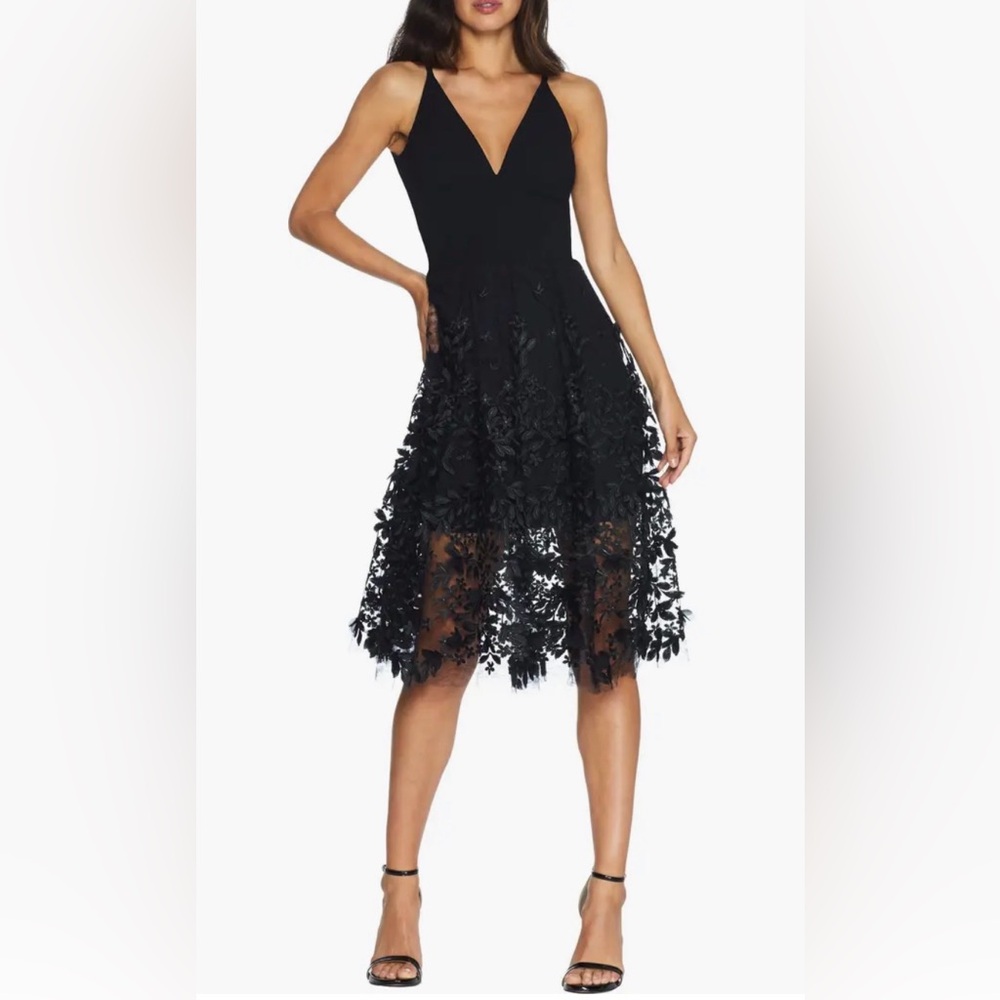 Dress The Population Darleen V-Neck Embroidered Mesh Cocktail Dress Black Small - Picture 4 of 17